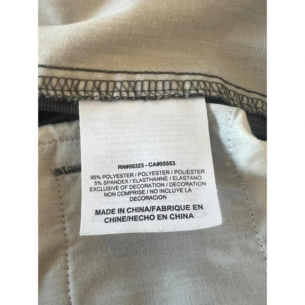 Nike Golf Mens 32 Gray Pinstripe Flat Front Performance Shorts Stretch RN56323